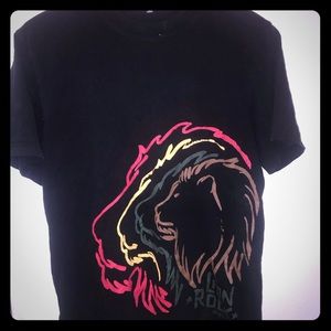 Lrg t-shirt $15
